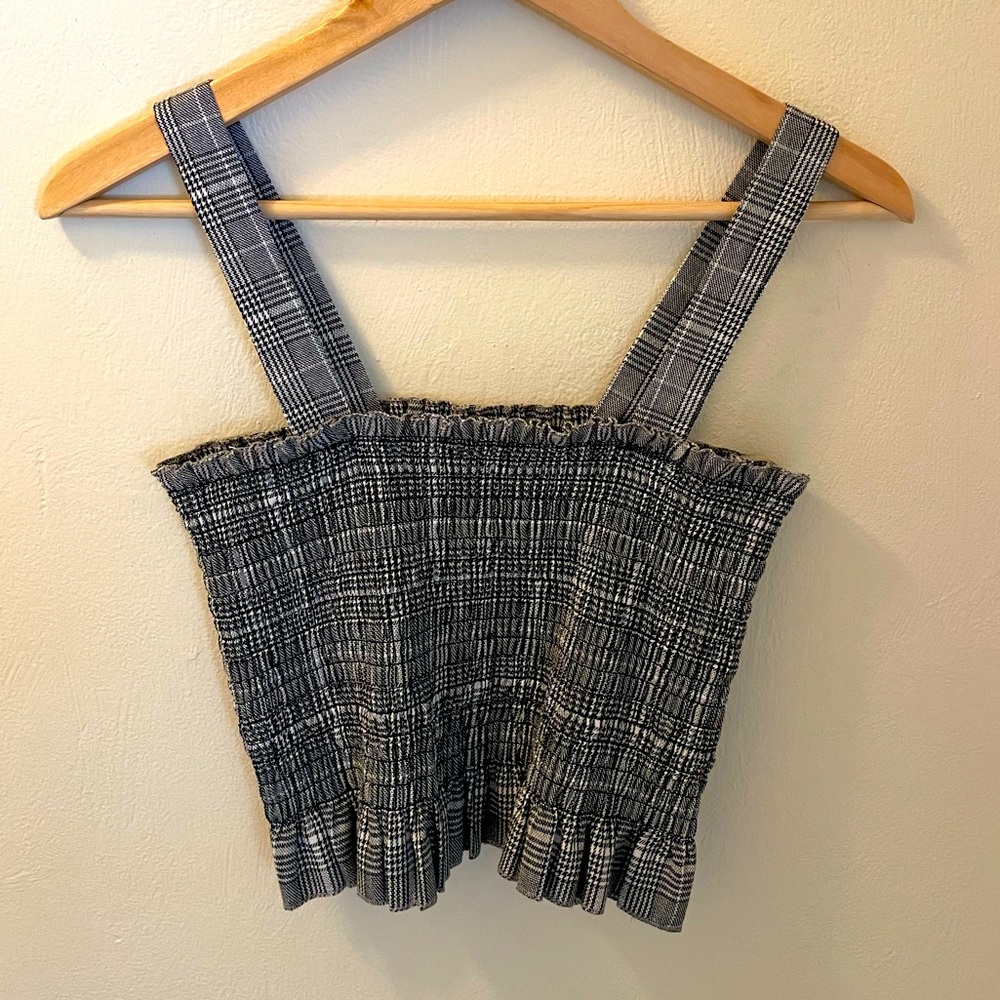 Kendall & Kylie stretchy plaid crop top